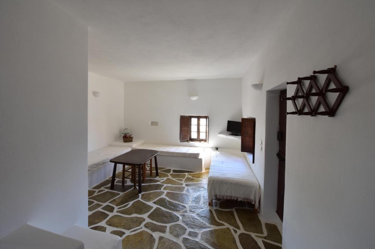 Petra Holiday Village Chora  Exterior photo